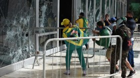 Brésil: le palais présidentiel vandalisé par les pro-Bolsonaro (VIDEO)