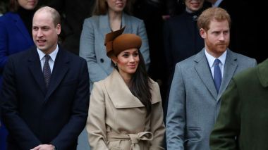 Royaume-Uni: Le prince William aurait attaqué physiquement son frère Harry