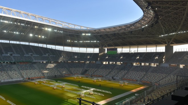 ملاعب العاصمة الثلاثة يجب أن تكون نموذجا في العشب والتنظيم والجمهور