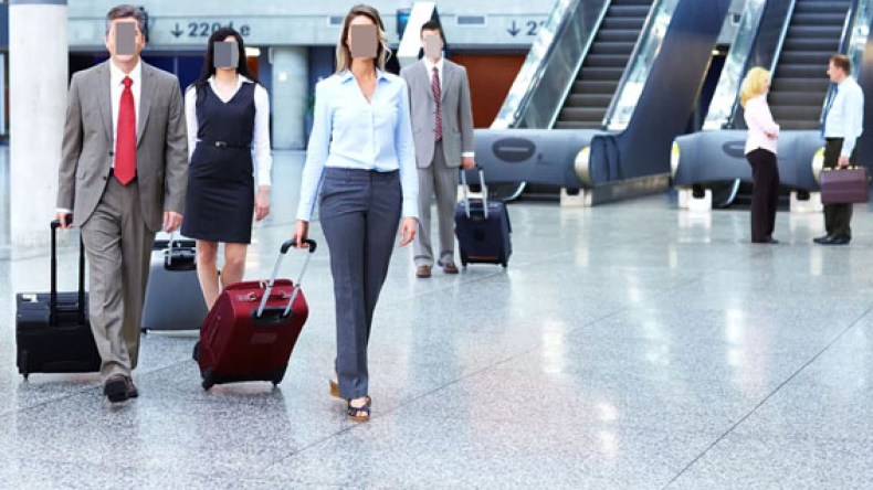 هل تسمحين لزوجك بالسفر رفقة زميلات العمل؟