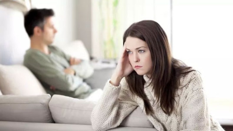 يحملونهن وزر الطلاق.. أولياء ينصرون من طلقوا بناتهم