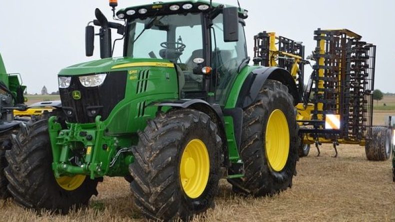 هذه قيمة صادرات الجزائر من الجرارات عام 2022