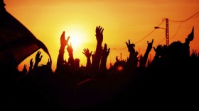 الرأي العام العربي ناضج والواقع مأساوي فقراً وفساداً واستبداداً