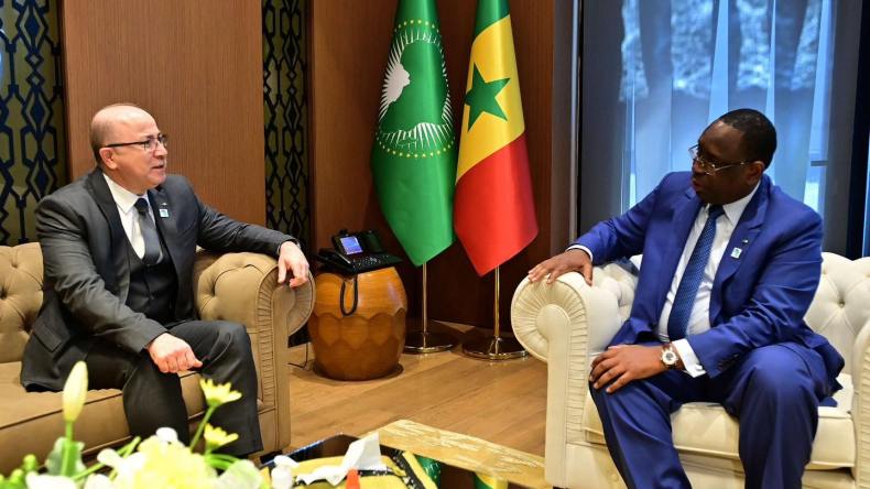 الرئيس السنغالي يعلن عن زيارة إلى الجزائر