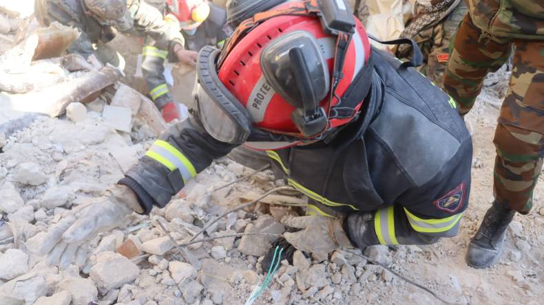 فريق الإغاثة الجزائري ينهي مهمّته في سوريا (فيديو)