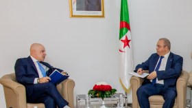 سيارات فيات بالجزائر.. لقاء رسمي حول المشروع