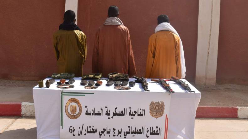 4 إرهابيين يسلّمون أنفسهم للسلطات العسكرية في برج باجي مختار وإن قزام