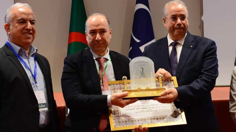 الجائزة الجزائرية للجودة لمجمّع “سيفيتال”