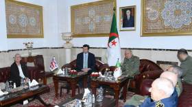 الفريق أول شنقريحة يستقبل وزير الدولة البريطاني المكلّف بالقوات المسلّحة