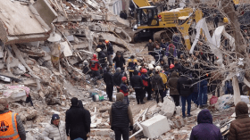 جمعية “البركة” الجزائرية تطلق حملة لإغاثة منكوبي الزلزال في سوريا وتركيا