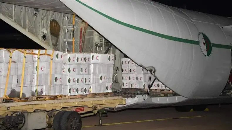 L’Algérie envoie 210 t d’aide humanitaire aux sinistrés turcs et syriens