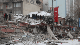 منتدى الجالية الجزائرية بتركيا يوجه نداء لعائلات المفقودين بالزلزال