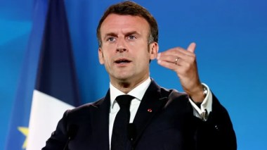 Macron évoque l’affaire Amira Bouraoui