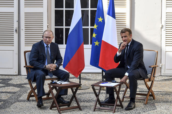 “La parole de Macron n’a guère de valeur”, selon le Kremlin