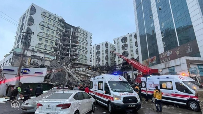 وزارة الخارجية: لا ضحايا وسط الجالية الجزائرية في زلزال تركيا وسوريا