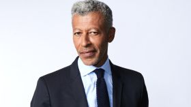 الكشف عن تفاصيل جديدة حول قضية الصحفي المغربي بقناة فرنسية