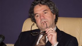 أنا ابن إمام.. لست مُلحدا ولست مثقفا معارضا