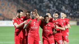 الشباب يراهن على الفوز على المريخ للبقاء في المنافسة