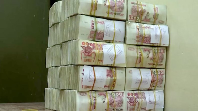 أموال الجزائريين بالبنوك آمنة من “الهاكرز”