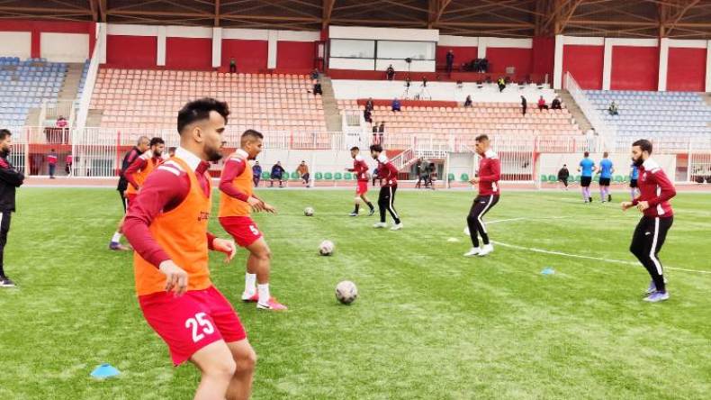 الشلف تتعادل في الدقيقة (90+16) وأوّل نقطة لِشلغوم بعد 15 مباراة