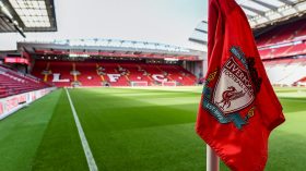 بيع ليفربول.. مالك النادي ينهي الجدل