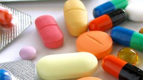 جامعيون ينهضون بقطاع الصيدلة في الجزائر