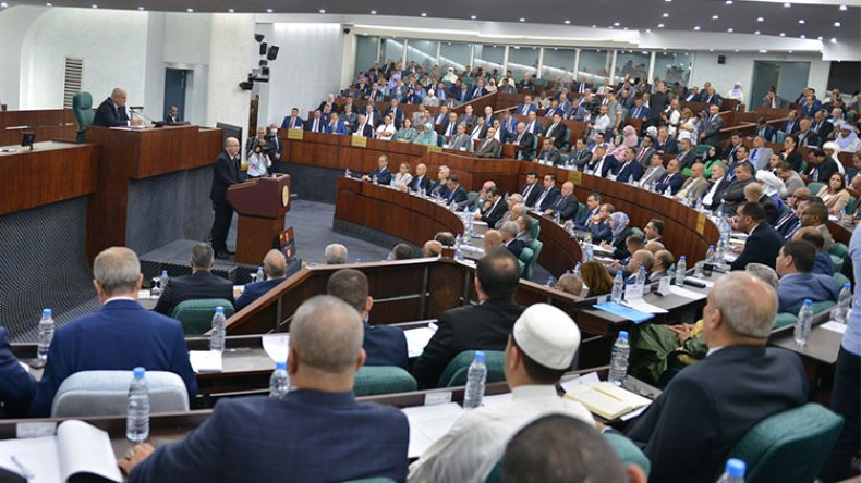 أجندة مكثفة و7 قوانين “ثقيلة” على طاولة البرلمان