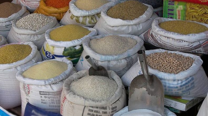 منح استيراد البقوليات لديوان الحبوب.. مسؤول بوزارة الفلاحة يكشف الأسباب