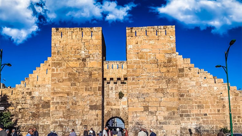 انبهار بمتاحف أثرية في الهواء الطلق وبطيبة الجزائريين