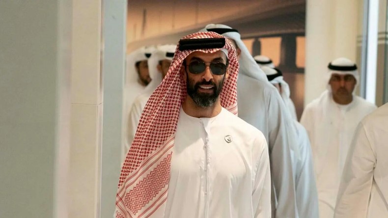 أمير إماراتي يستحوذ على حصة في الشركة المالكة لـ”تيك توك”