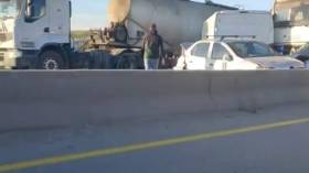 الطريق السيار: حادث مرور تسلسلي بين 13 سيارة وشاحنتين (صور)