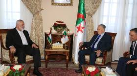 هنيّة يقود وفدا من حركة حماس في زيارة للجزائر