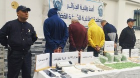 توقيف عصابة دولية لترويج المخدرات