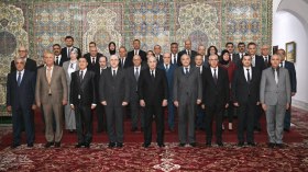 مجلس الوزراء: الرئيس تبون يأمر الحكومة بالامتناع عن “تمجيد الأشخاص”