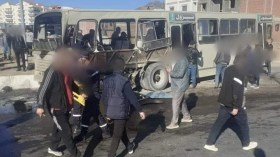 باتنة: وفاة امرأة واصابة 15 شخصا في حادث اصطدام تسلسلي