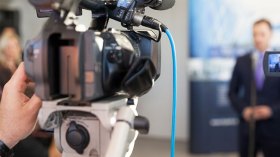 تثبيت الكشف عن مصدر الخبر وتعزيز حماية الصحفي