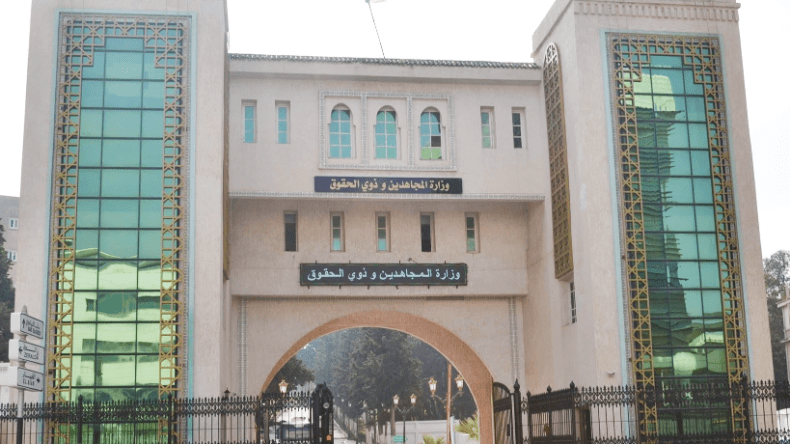 المجاهد والوزير الأسبق الساسي لعموري في ذمة الله