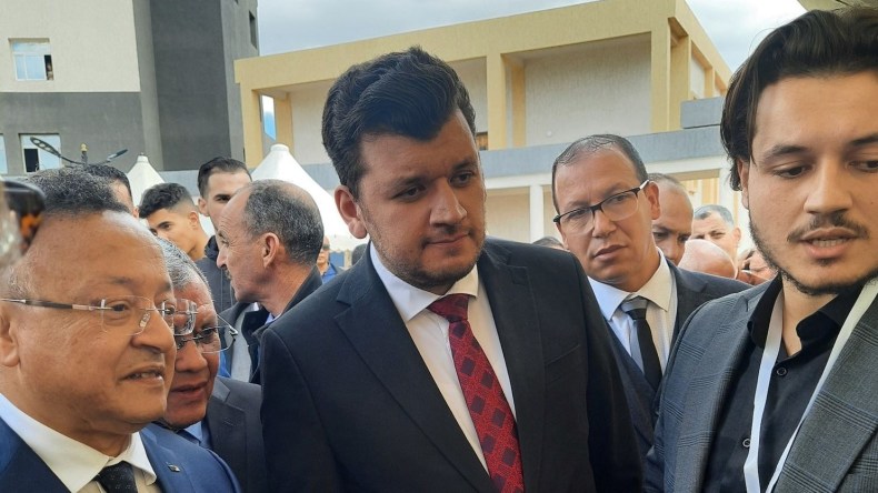 وزير اقتصاد المعرفة: 1500 مؤسسة ناشئة تحصلت على الوسم