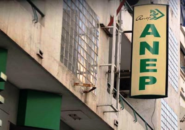 Deux anciens DG de l’ANEP placés en détention