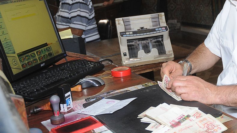 صب إعانات الخدمات الاجتماعية لعمال البريد قبل رمضان