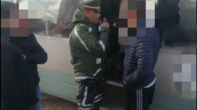 إثر بلاغ من أحد الركاب.. الدرك يوقف سائق حافلة لنقل المسافرين