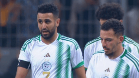 الخضر يسافرون الأحد إلى تونس لحسم صدارة المجموعة