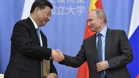Crise ukrainienne: Poutine s’est dit “ouvert” à des négociations