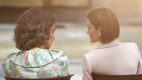 صراع الكرسي بين الكنة والحماة