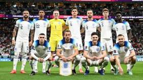 “كثرة اللاعبين الأجانب أضرّت بِنتائج المنتخب الإنجليزي”