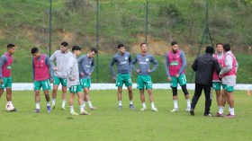 تعيين حكّام مُواجهتَي الجزائر وغانا