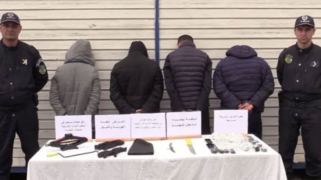 الإطاحة بشبكة لسرقة المحلات التجارية بولاية الجزائر