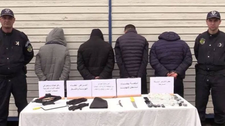 الإطاحة بشبكة لسرقة المحلات التجارية بولاية الجزائر