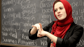 برلين تسمح للمعلمات المسلمات بارتداء الحجاب