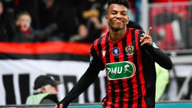 أطماع نادي نيس قد تعرقل انتقال بوداوي إلى الدوري الأنجليزي